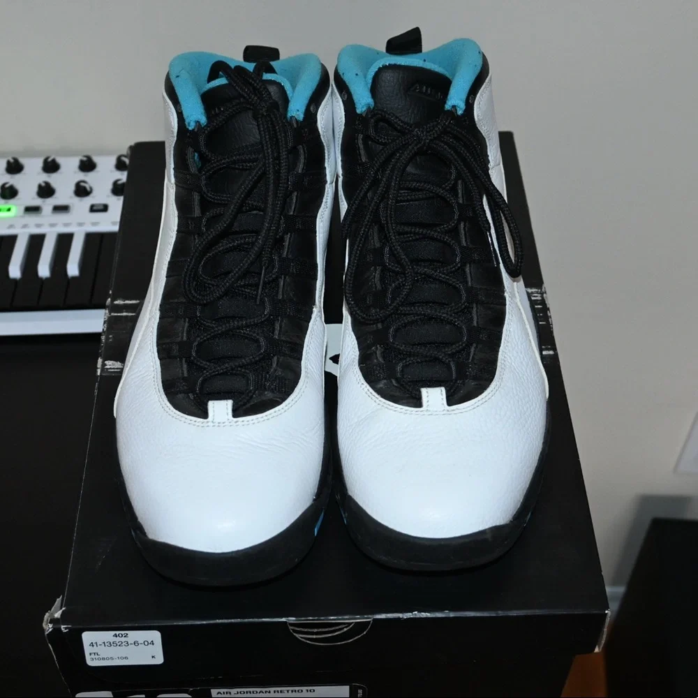 COPY - Air Jordan retro og powder blue 10s - Picture 3 of 6